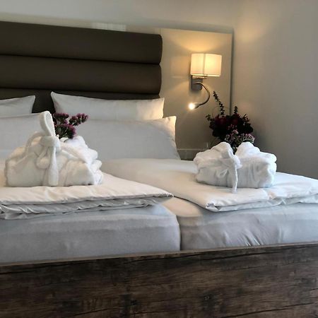 Apartments Schweizer Hof بادن بادن المظهر الخارجي الصورة