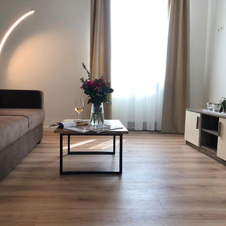 Apartments Schweizer Hof بادن بادن المظهر الخارجي الصورة